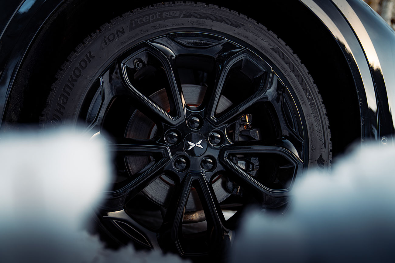 pneus-4-saisons-ou-pneus-hiver Pneus hiver vs pneus 4 saisons : que choisir pour rouler en toute sécurité ?