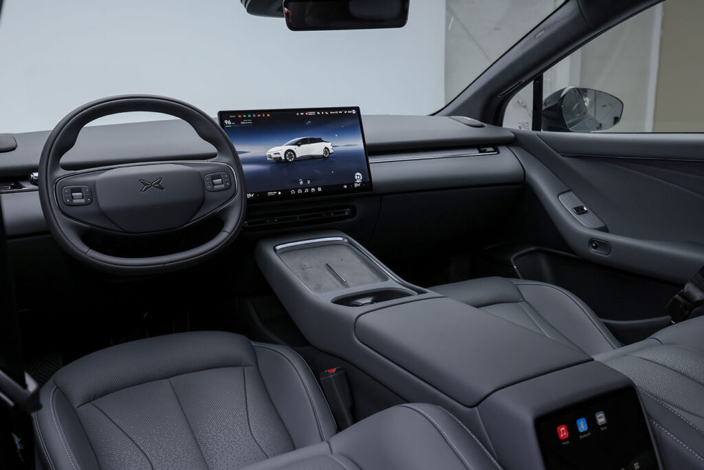 interieur-p7+-gris-graphite interieur-p7+-gris-graphite